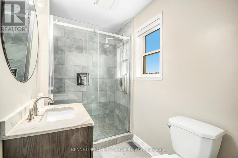28963479/436-yves-street/town-of-rockland/clarence-rockland/ontario/K4K1E9_17