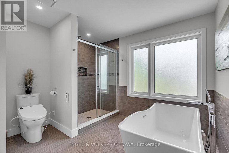 27931085/231-daniel-avenue/ottawa-westtunneys-pasture/ottawa/ontario/K1Y0C7_31