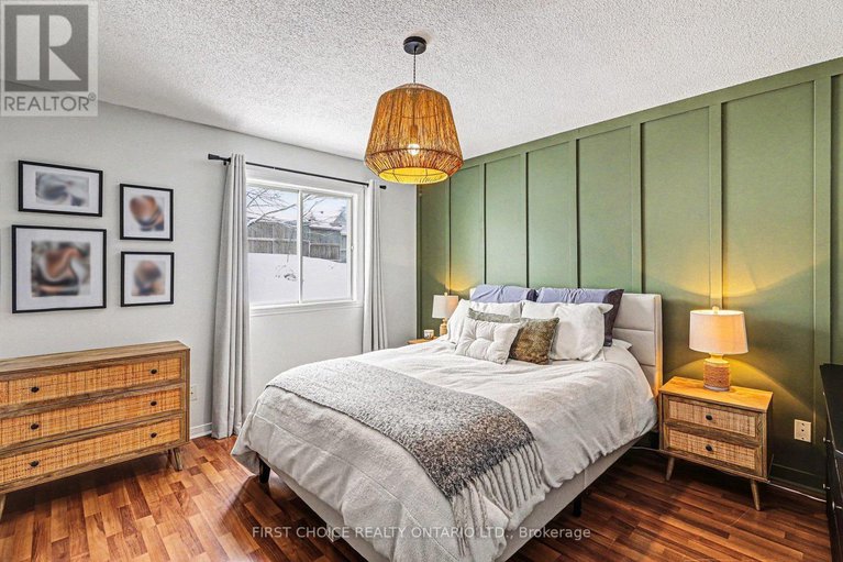 29297112/184-provender-avenue/cfb-rockcliffe-and-area/ottawa/ontario/K1K4N7_12