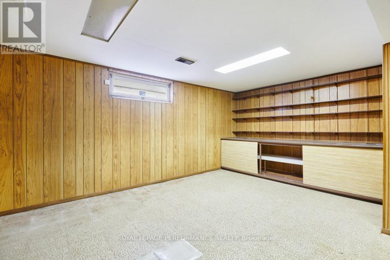 28381018/1970-marquis-avenue/beaconwood/ottawa/ontario/K1J8J4_29
