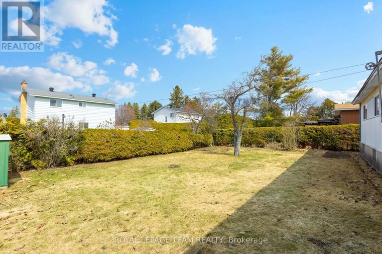 29612098/57-sullivan-avenue/meadowlandscrestview/ottawa/ontario/K2G1V1_35