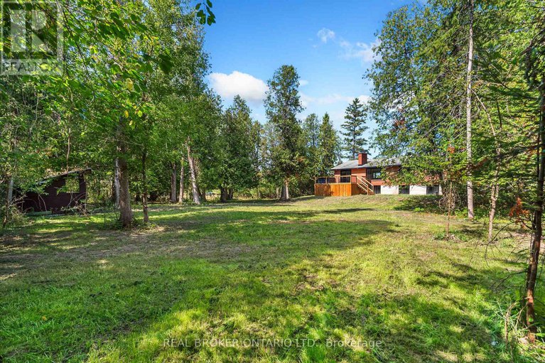28726163/833-beavertail-road/huntley-ward-south-west/ottawa/ontario/K0A1L0_44