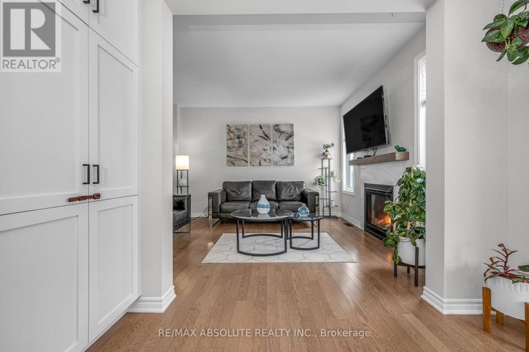 28752702/730-perseus-avenue/half-moon-bay/ottawa/ontario/K2J6V8_13