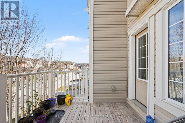 29660379/217-bensinger-way/stittsville-north/ottawa/ontario/K2S0P1_19