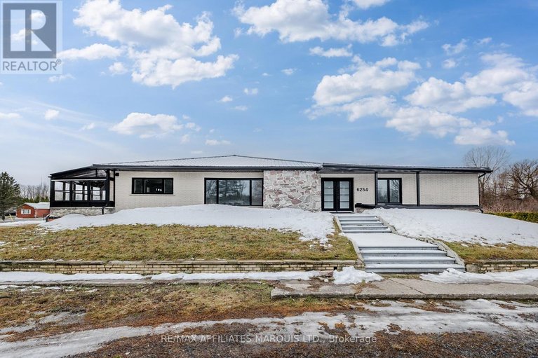 29466766/6254-poplar-street/south-glengarry-lancaster-twp/south-glengarry/ontario/K0C1E0_1