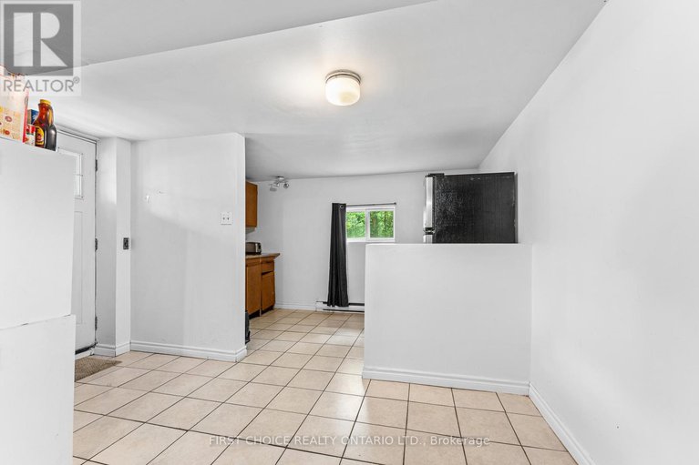 28507274/96-constance-lake-road/kanata-north-east/ottawa/ontario/K2K1X7_17
