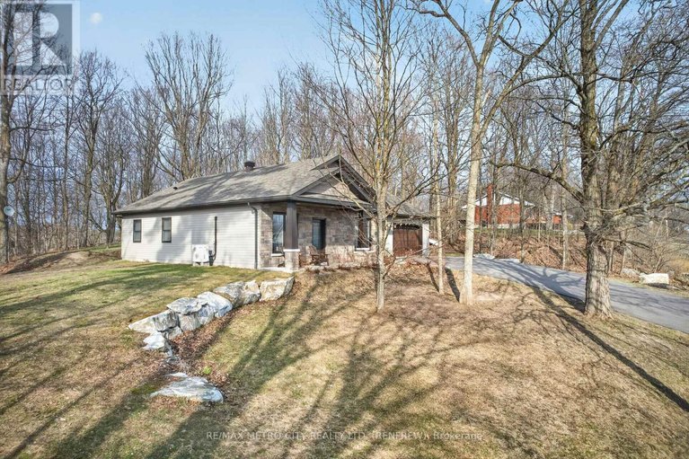 29644036/19-pallen-road/horton-twp/horton/ontario/K7V3Z8_3