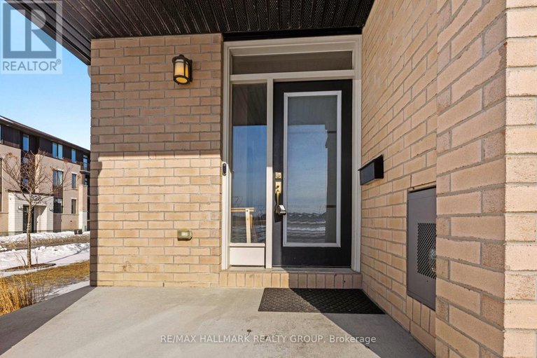 29403447/335-livery-street/emerald-meadowstrailwest/ottawa/ontario/K2V0B4_3