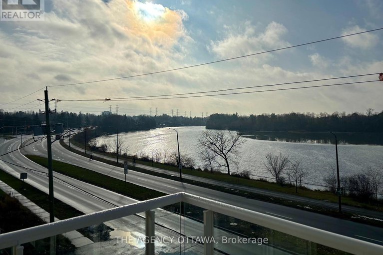 29201934/106-3071-riverside-drive/mooneys-bayriverside-park/ottawa/ontario/K1V9R2_29