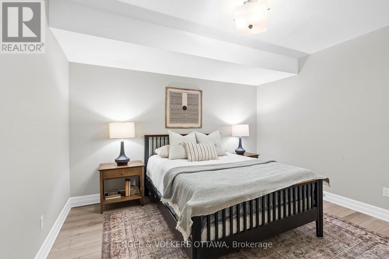 28267888/450-lockmaster-crescent/manotick-village-manotick-estates/ottawa/ontario/K4M1L9_47