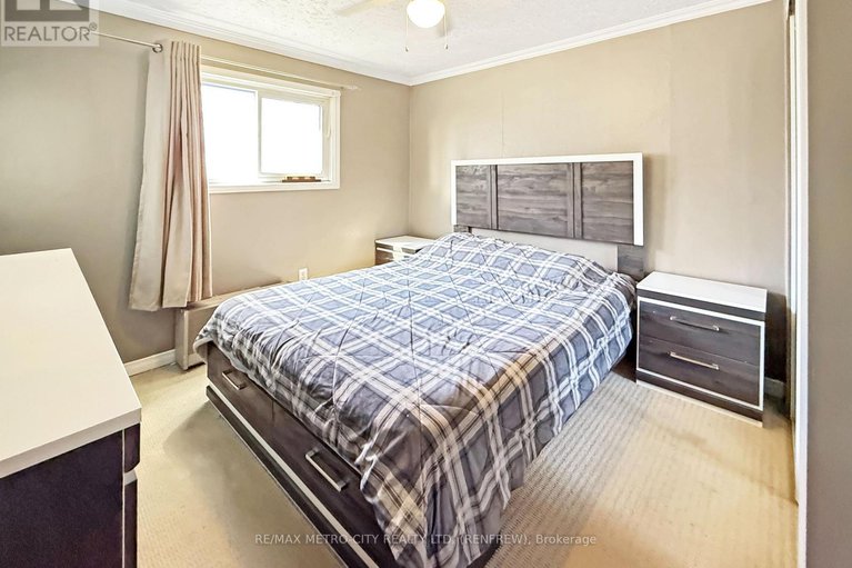 28756163/778-seventh-street/renfrew/renfrew/ontario/K7V1B7_13
