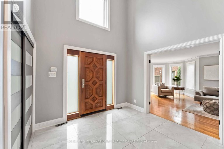 28996466/19-campfield-court/pineglencountry-place/ottawa/ontario/K2E7X8_3