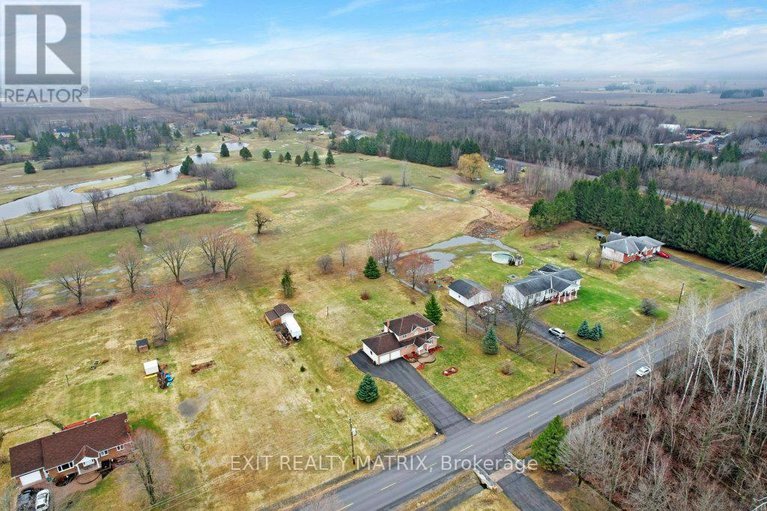 29619267/4717-mcneely-road/sarsfieldbearbrook/ottawa/ontario/K4B0J2_34