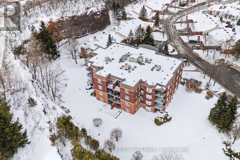 29383001/203-120-darlington-private/hunt-clubwestern-community/ottawa/ontario/K1V0X5_3