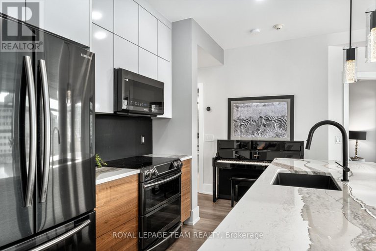 28864412/1902-235-kent-avenue/ottawa-centre/ottawa/ontario/K2P0A5_16