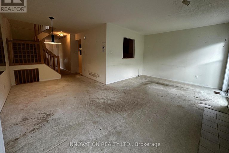 28832918/5-roblyn-way/barrhaven-east/ottawa/ontario/K2G5Z4_8