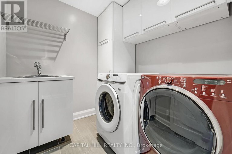 28598588/71-eleanor-drive/city-viewskylinefisher-heightsparkwood-hills/ottawa/ontario/K2E6A1_40