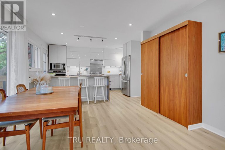 28334651/36-varley-drive/beaverbrook/ottawa/ontario/K2K1G2_8