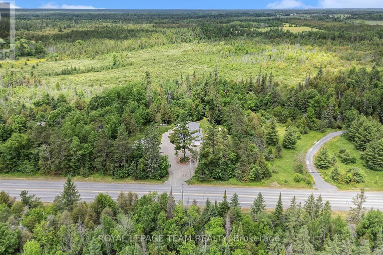 28579914/4517-roger-stevens-drive/rideau-twp-south-to-roger-stevens-drive/ottawa/ontario/K7A4S6_36