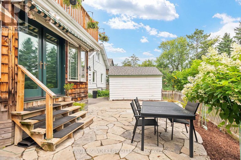 28607993/30-belmont-avenue/old-ottawa-southrideau-gardens/ottawa/ontario/K1S0V1_40
