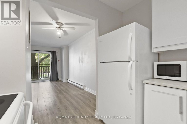 28334395/1-160-bruyere-street/lower-townbyward-market/ottawa/ontario/K1N5E1_21