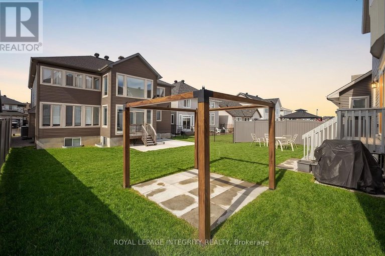 29578407/208-rover-street/emerald-meadowstrailwest/ottawa/ontario/K2V0G2_45