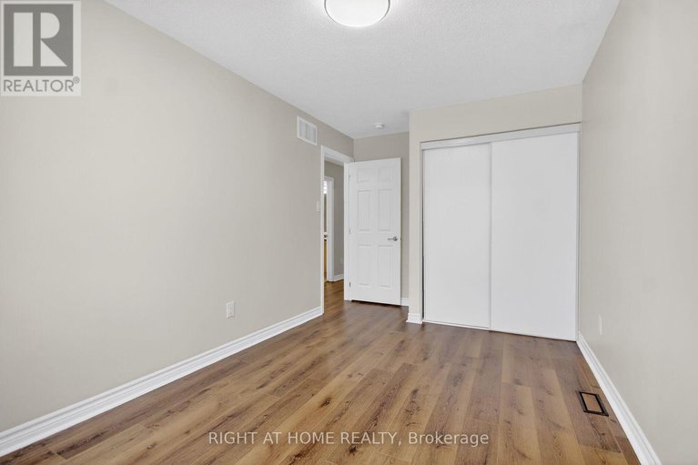 29406516/766-mayfly-crescent/half-moon-bay/ottawa/ontario/K2J6C7_38