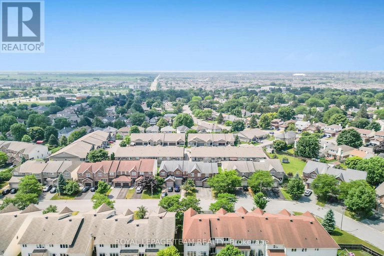 28564570/239-waymark-crescent/bridlewood/ottawa/ontario/K2M0A6_6