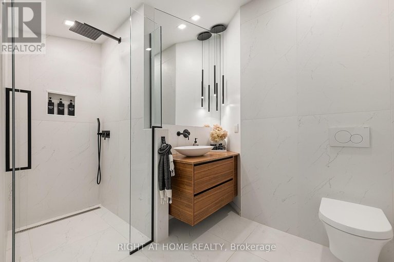 28464176/2120-du-chateau-avenue/town-of-rockland/clarence-rockland/ontario/K4K1J3_14