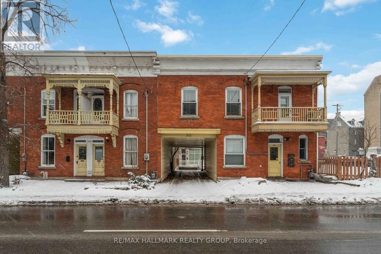 29461511/15-202-st-patrick-street/lower-townbyward-market/ottawa/ontario/K1N5K3_16
