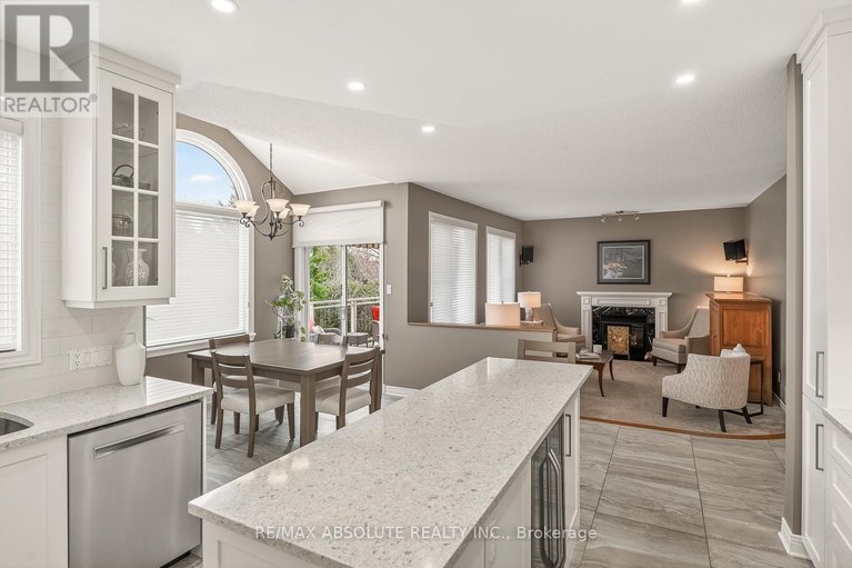 29673887/26-franklin-cathcart-crescent/stittsville-south/ottawa/ontario/K2S2A7_26