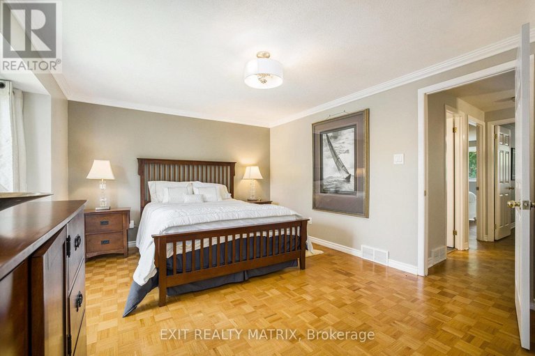 28740334/30-glen-park-drive/blackburn-hamlet-south/ottawa/ontario/K1B3Z2_25