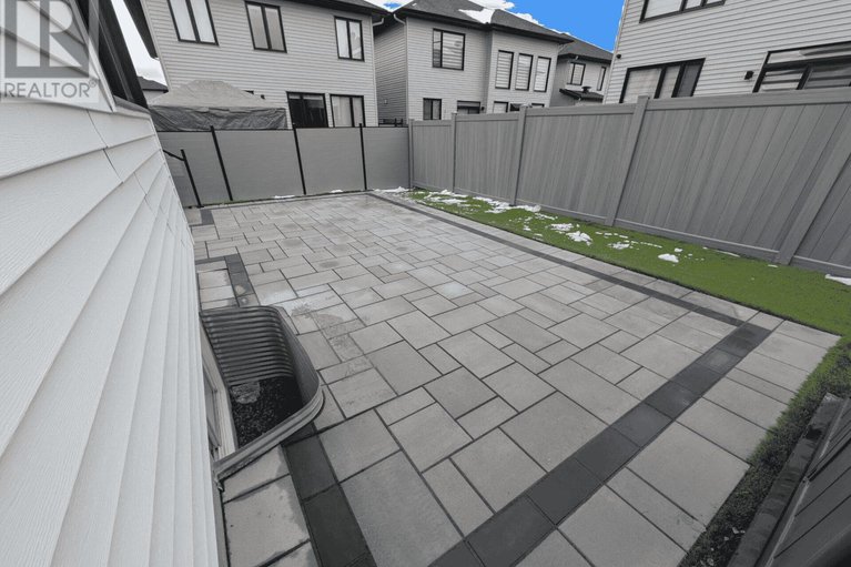 29223735/296-cornice-street/mer-bleuebradley-estatesanderson-park/ottawa/ontario/K1W0R4_27