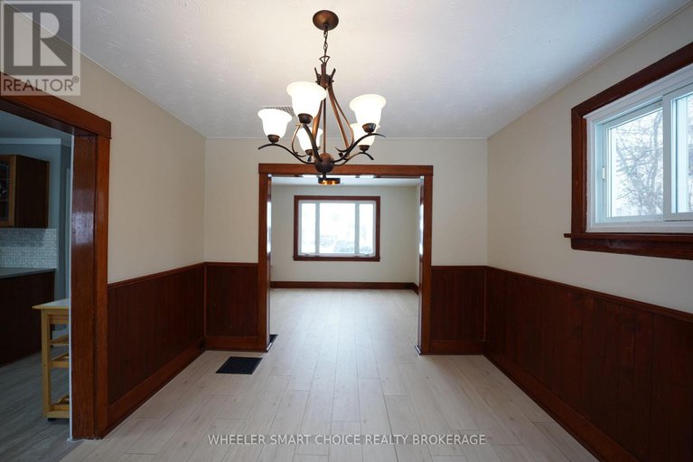 29225740/14-saunders-avenue-n/long-sault/south-stormont/ontario/K0C1P0_7