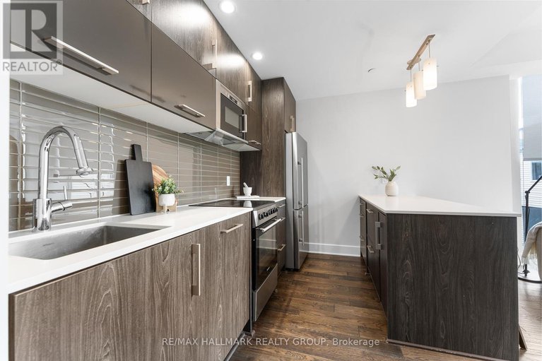 28377559/217-255-bay-street/ottawa-centre/ottawa/ontario/K1R0C5_21