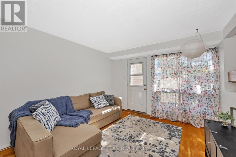 28935991/10-31-malvern-drive/pheasant-run/ottawa/ontario/K2J1M8_8