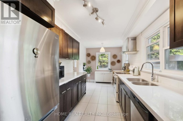 28631662/1617-dorion-avenue/riverview-park/ottawa/ontario/K1G0J7_13