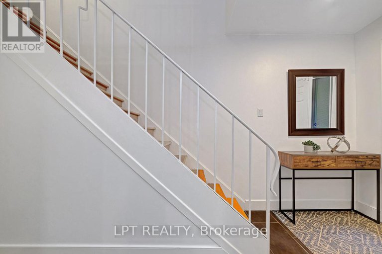 28412774/236-3310-southgate-road/south-keys/ottawa/ontario/K1V8X4_4