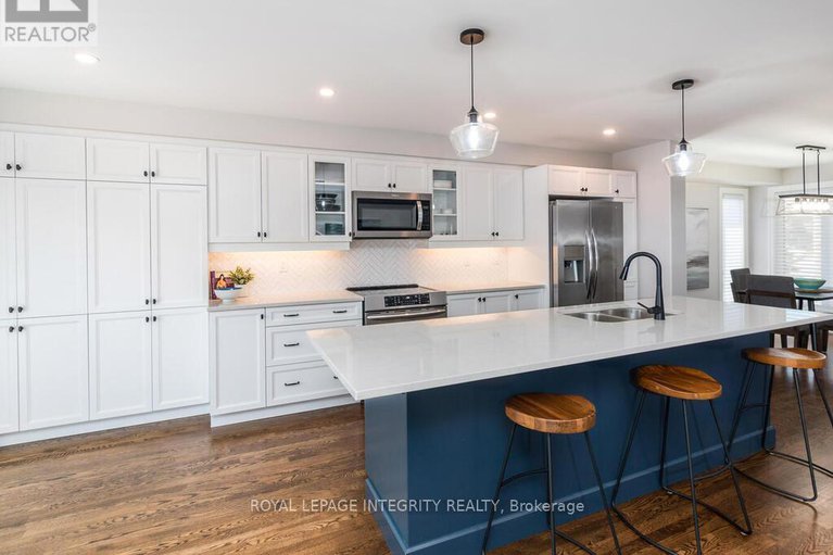 28652256/333-proud-walk-street/stittsville-south/ottawa/ontario/K2S2L8_14