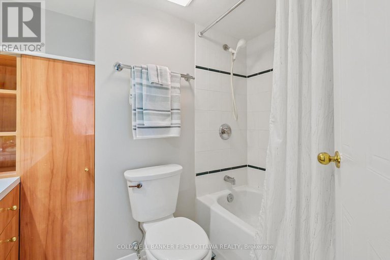 28537358/412-80-sandcastle-drive/leslie-park/ottawa/ontario/K2H9E7_24