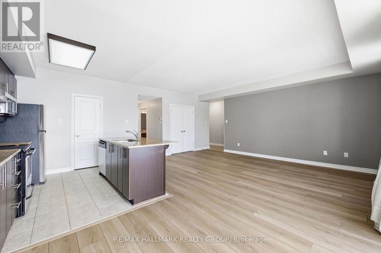 29592888/c-170-hornchurch-lane/longfields/ottawa/ontario/K2J2T3_7