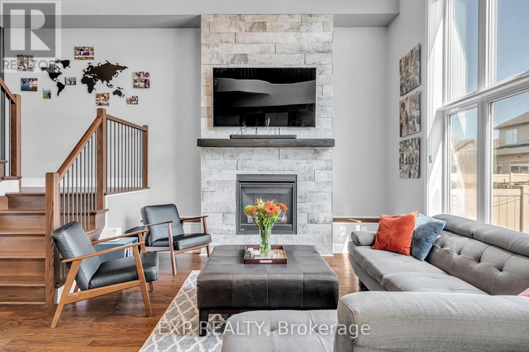 28273592/2114-helene-campbell-road/cedargrovefraserdale/ottawa/ontario/K2J4J2_12