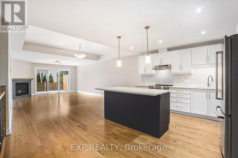 29216899/701-azure-street/russell-twp/russell/ontario/K4R0E5_7