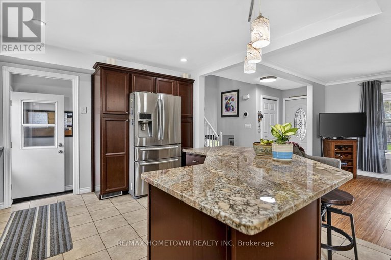 29660309/5-meikle-drive/augusta-twp/augusta/ontario/K0E1P0_10