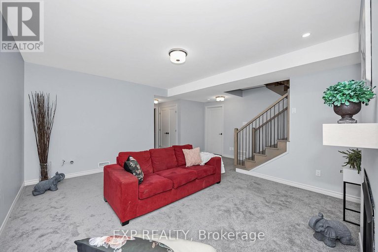 29255597/711-moonflower-crescent/blossom-parkkemp-parkfindlay-creek/ottawa/ontario/K1T0X8_38