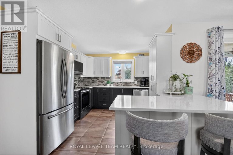 29647827/109-stonewalk-drive/north-grenville-twp-kemptville-south/north-grenville/ontario/K0G1J0_10