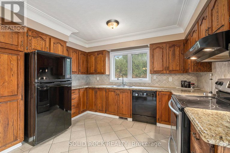 29029576/7-conover-street/manordale/ottawa/ontario/K2G0Z2_10