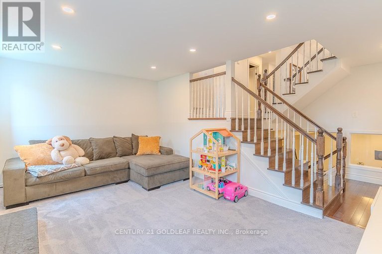 29669165/6-pemberton-crescent/manordale/ottawa/ontario/K2G4Y9_42