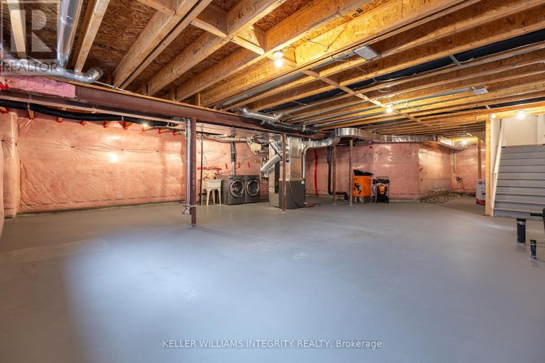 28440257/187-lamprey-street/half-moon-bay/ottawa/ontario/K2J6C3_44