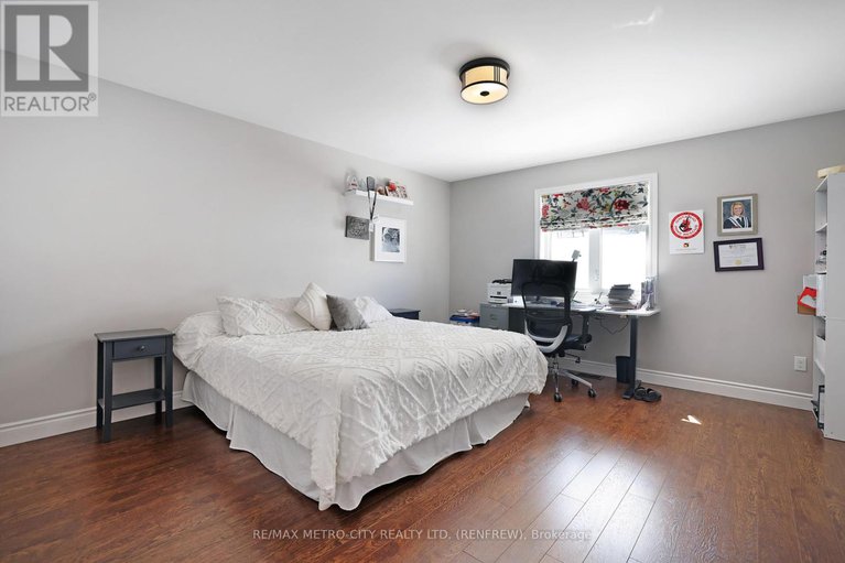 28154168/148-haramis-drive/renfrew/renfrew/ontario/K7V4M8_15